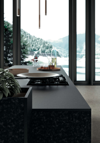 Infinity Cersaie Cucina porcelain countertops Nero Granite
