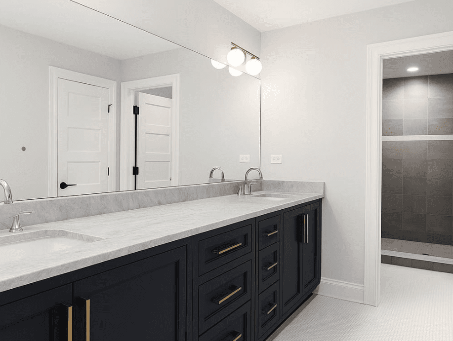 Contemporary bathroom featuring a marble-look countertop from the Forum Collection in Egeo.